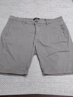 Heritage Nevada Straicht Chino Men's Light Gray Flat Front Shorts, Golf, Tenis.